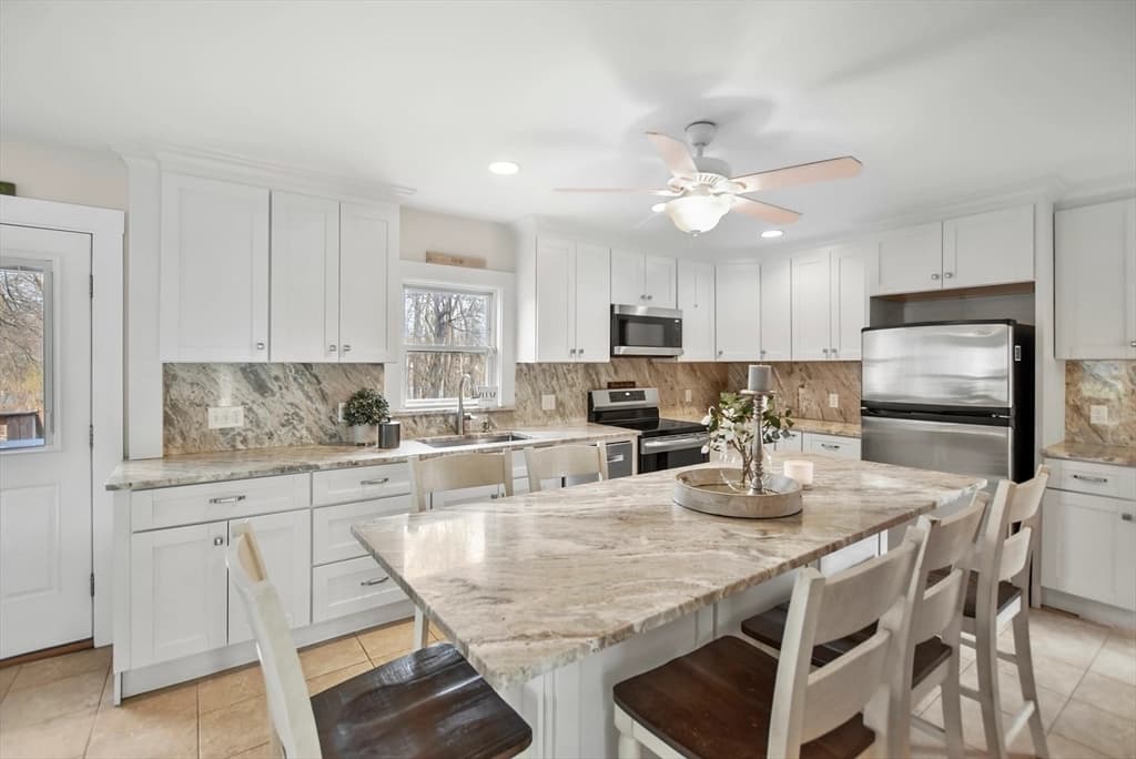 Stone countertop Maynard